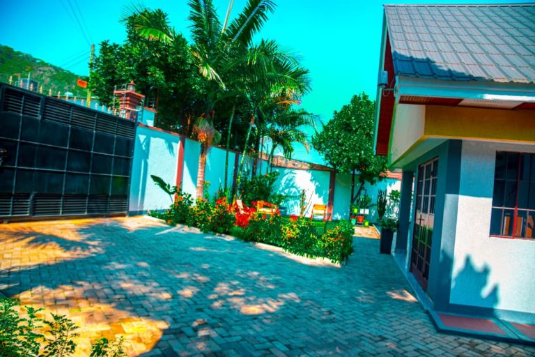 WhatsApp Image 2025-09-08 at 12.16.37_f95059db